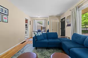 284 Highlake Ave, Ann Arbor, MI 48103 - Photo 8