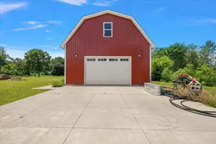596 S Parker Rd, Ann Arbor, MI 48103 - Photo 62