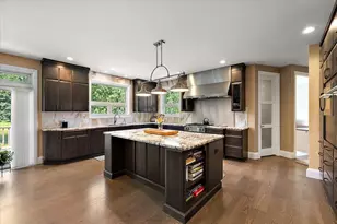 596 S Parker Rd, Ann Arbor, MI 48103 - Photo 16