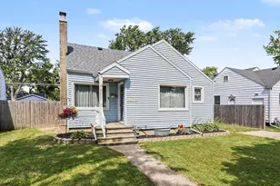 2602 Willa Dr, Saint Joseph, MI 49085 - Photo 1
