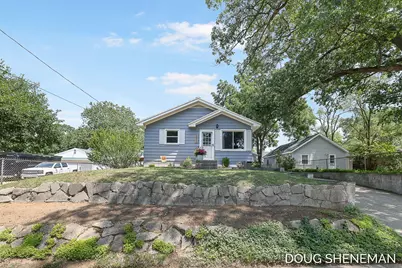 3924 Heron Avenue SW, Wyoming, MI 49509 - Photo 2