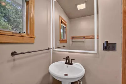 815 Kennedy Street, Jackson, MI 49202 - Photo 44