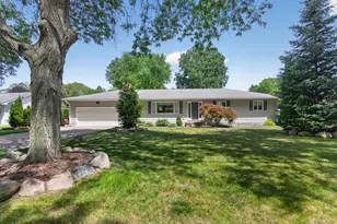 815 Kennedy St, Jackson, MI 49202 - Photo 4