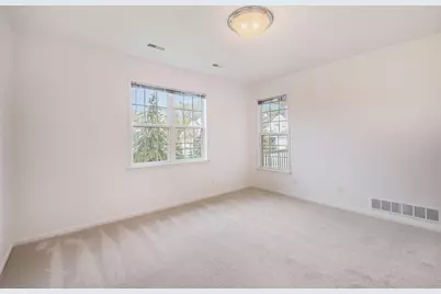2925 N Knightsbridge Circle, Ann Arbor, MI 48105 - Photo 16