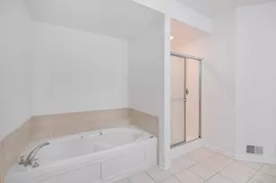 2925 N Knightsbridge Cir, Ann Arbor, MI 48105 - Photo 22