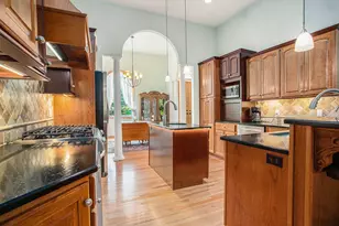 106 Buckingham Ln, Battle Creek, MI 49017 - Photo 6