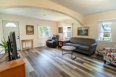1124 Kusterer Drive NW, Grand Rapids, MI 49534 - Photo 4