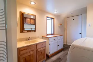 1124 Kusterer Dr NW, Grand Rapids, MI 49534 - Photo 14