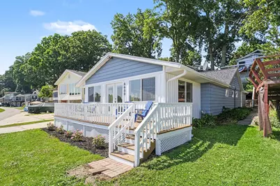 6600 Shoreline Court, Saranac, MI 48881 - Photo 4
