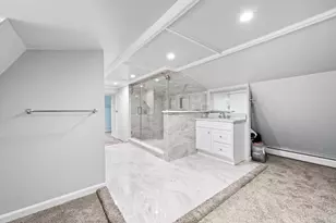 20404 Hubbard St, Livonia, MI 48152 - Photo 18