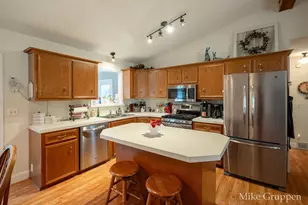 2565 Spring Ct, Zeeland, MI 49464 - Photo 12