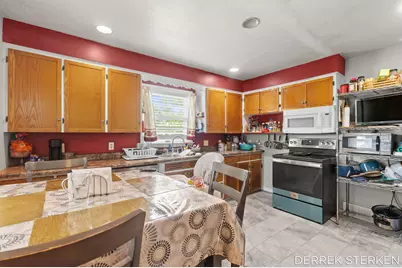205 N Franklin Street, Zeeland, MI 49464 - Photo 8