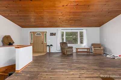 4405 W 116th Street, Grant, MI 49327 - Photo 2