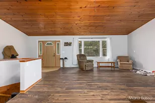 4405 W 116th St, Grant, MI 49327 - Photo 2