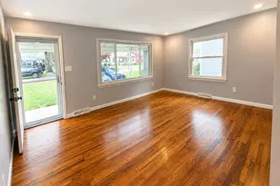 39294 Ormsby St, Clinton, MI 48036 - Photo 2