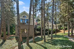 3433 Meadowood Trail Dr SE, Grand Rapids, MI 49546 - Photo 2