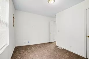 1016 Palmer Ave, Kalamazoo, MI 49001 - Photo 8