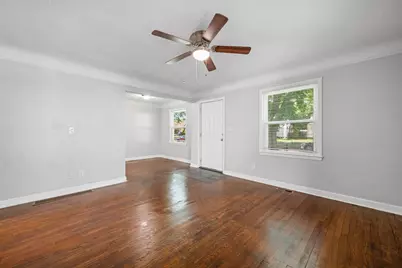 576 Garfield Avenue, Lincoln Park, MI 48146 - Photo 6