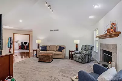 4267 Knollcrest Road, Ann Arbor, MI 48108 - Photo 8