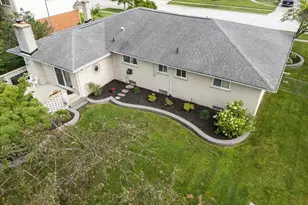 34650 Wood St, Livonia, MI 48154 - Photo 24