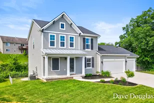 237 Young Ct, Rockford, MI 49341 - Photo 2