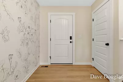 237 Young Court, Rockford, MI 49341 - Photo 4
