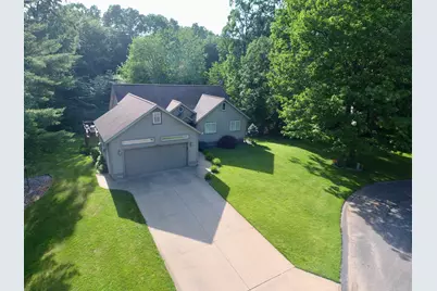 6829 Wintergreen Drive, Fruitport, MI 49415 - Photo 2