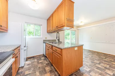640 Dellwood Drive, Ann Arbor, MI 48103 - Photo 12