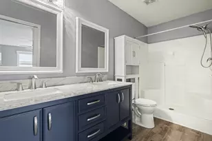 1405 Finleys Ln, Vicksburg, MI 49097 - Photo 10