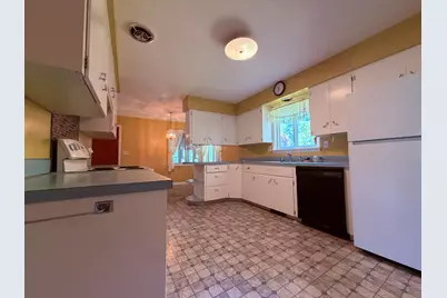 1968 Holton Road, Muskegon, MI 49445 - Photo 18