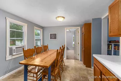609 E Washington Street, Greenville, MI 48838 - Photo 4