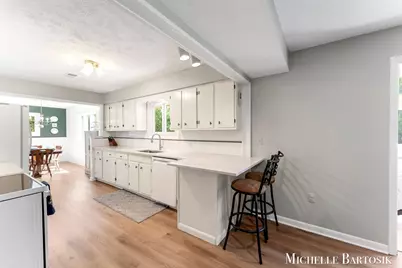 3990 Grand River Drive NE, Grand Rapids, MI 49525 - Photo 10
