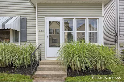 620 Davis Avenue NW, Grand Rapids, MI 49504 - Photo 32