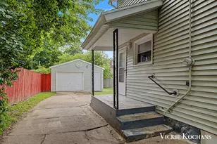 620 Davis Ave NW, Grand Rapids, MI 49504 - Photo 28