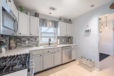 3311 31st Street SW, Grandville, MI 49418 - Photo 8