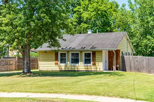 3311 31st St SW, Grandville, MI 49418 - Photo 2