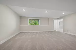 5060 Tanana River Ave SW, Wyoming, MI 49418 - Photo 14