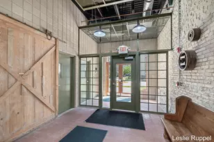801 Monroe Ave NW, Grand Rapids, MI 49503 - Photo 26