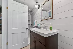 2801 N Tipsico Lake Rd, Hartland, MI 48353 - Photo 50