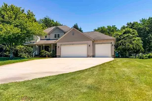 5108 Chanick St, Muskegon, MI 49441 - Photo 1