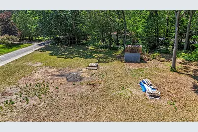141 N Stewart Street, Muskegon, MI 49442 - Photo 6