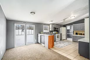 45717 64th Ave, Paw Paw, MI 49079 - Photo 4