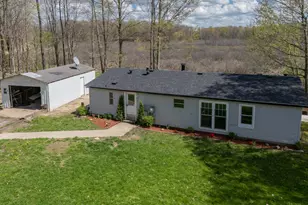 45717 64th Ave, Paw Paw, MI 49079 - Photo 16