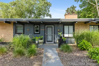 1235 Thornapple River Drive SE, Ada, MI 49301 - Photo 4