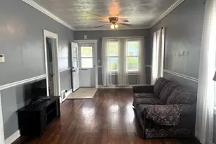 511 Iroquois Ave, Battle Creek, MI 49015 - Photo 2