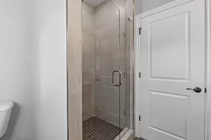8561 Cobblestone Dr, Newport, MI 48166 - Photo 10