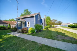 800 Bradish St, Adrian, MI 49221 - Photo 2