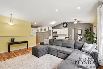58 Sagamore Trail SE, Lowell, MI 49331 - Photo 4