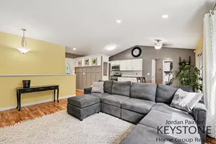58 Sagamore Trail SE, Lowell, MI 49331 - Photo 4