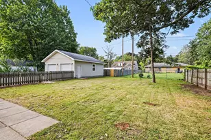 530 Montezuma Rd, Benton Harbor, MI 49022 - Photo 20
